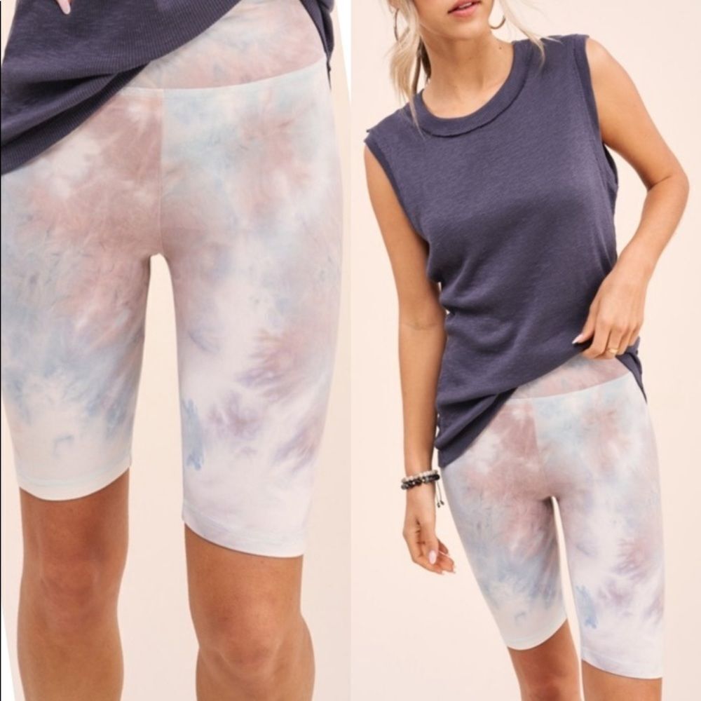 Tie Dye Bike Shorts In Mocha Sky
